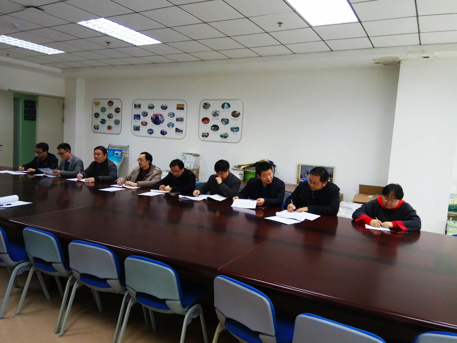 学科主任会.jpg