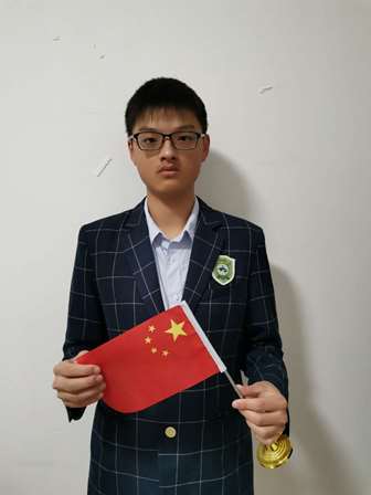 彭博睿（高二七班）.jpg
