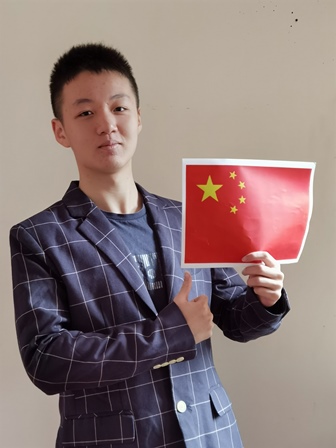 王宇澄（高二七班）.jpg