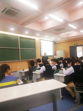 夏老师.jpg