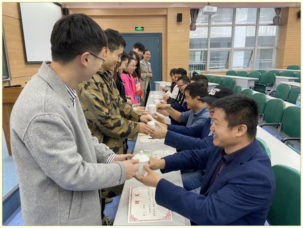 敬茶环节2.jpg