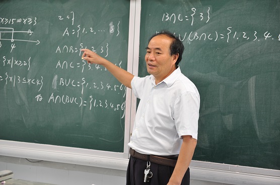 张大洲.JPG