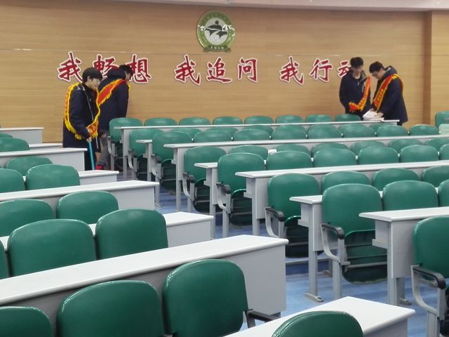 01C7FCBB244BE1C2605A5DADF39EDE48.jpg