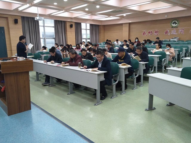 69EDAAB61E293FE929A809463A7D152A.jpg