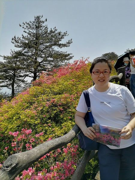 何卉.jpg