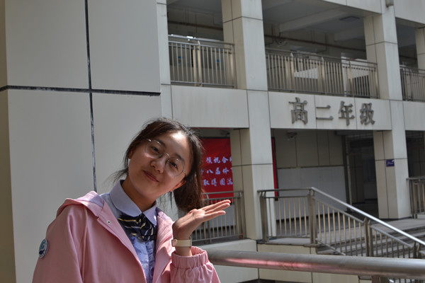在校_副本.jpg
