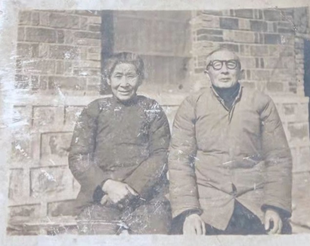 4胡静雯.jpg