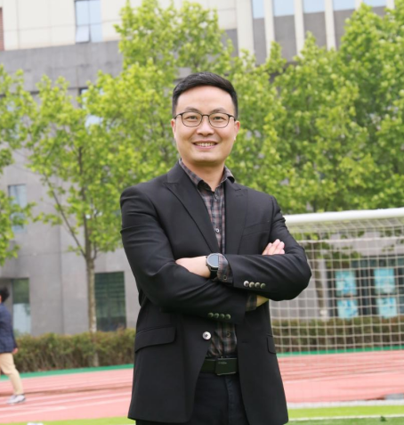 杨小川.png