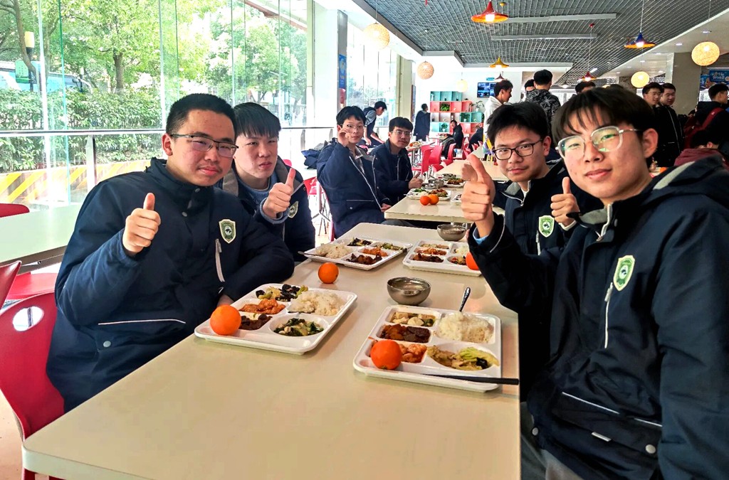 餐1.jpg