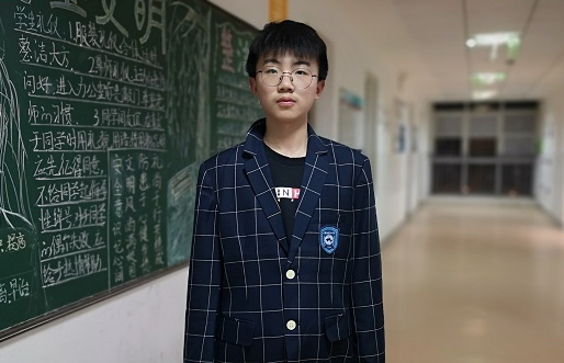 张子倩.png