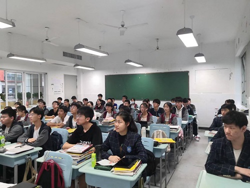 ]63E{[8KV5HYJX~83$YUQ4V.jpg