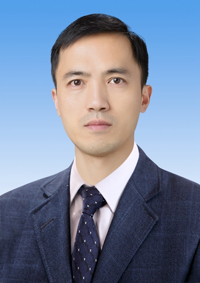陆睿.jpg