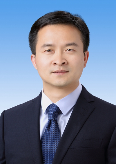 何凤四.jpg