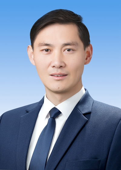 关超.jpg