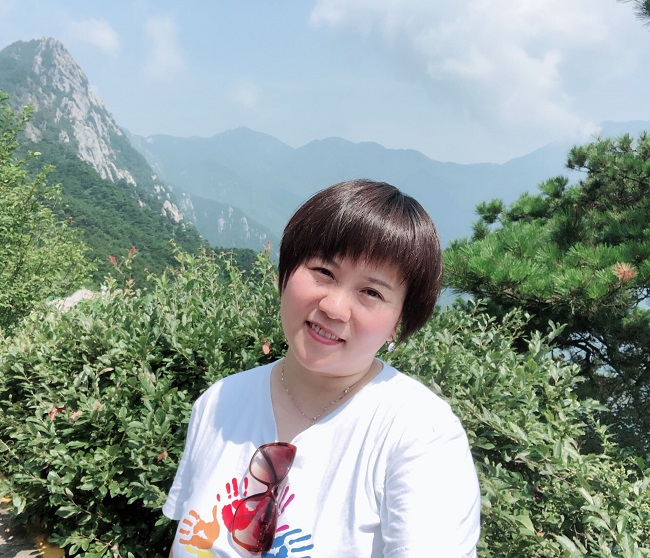 杨雪飞.jpg