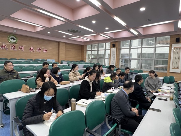 教研员指导.jpg