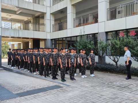 学生班级照片.jpg