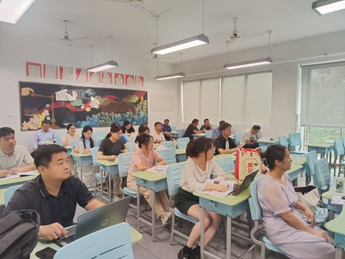 物理组2.jpg