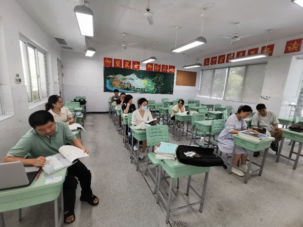 生物2.jpg