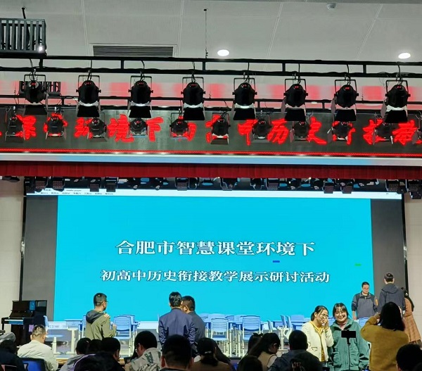 标题.jpg