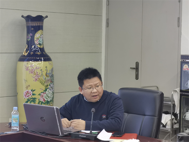 史方亮.jpg