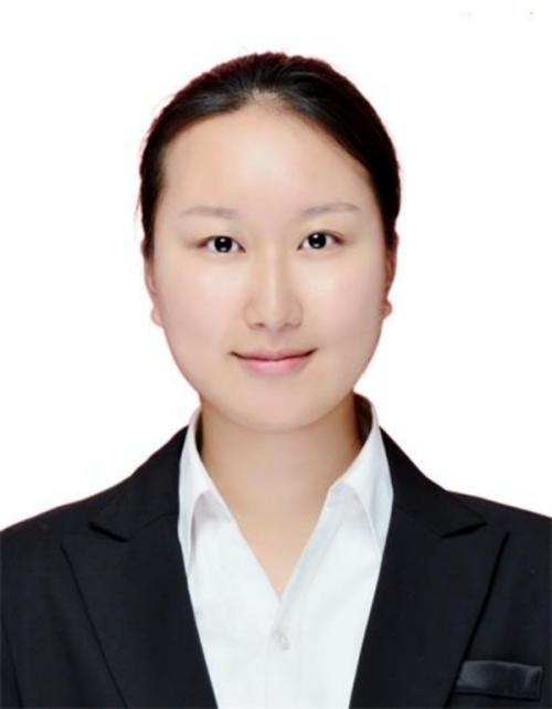 梁曼君.png